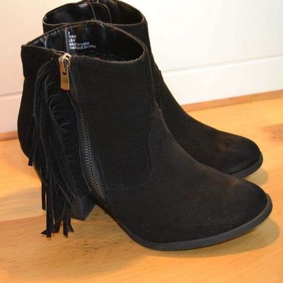 Western Fringe Chelsea Black vegan suede southwestern ankle boot booties size 6 - Picture 3 of 16